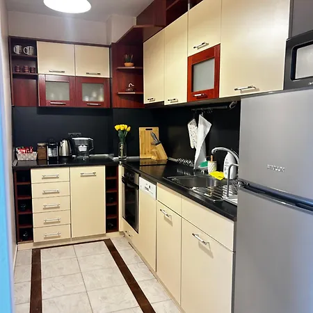 Rea Flora - Cozy With Free Parking *