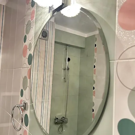 Rea Flora - Cozy With Free Parking