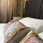 Rea Flora - Cozy With Free Parking *