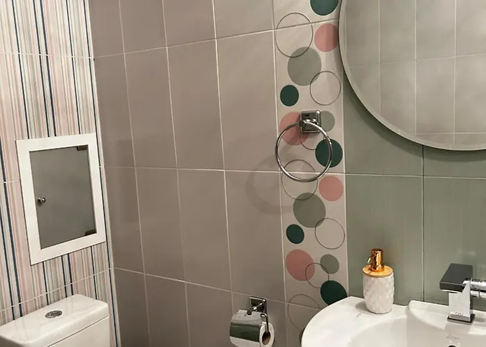 Rea Flora - Cozy With Free Parking *